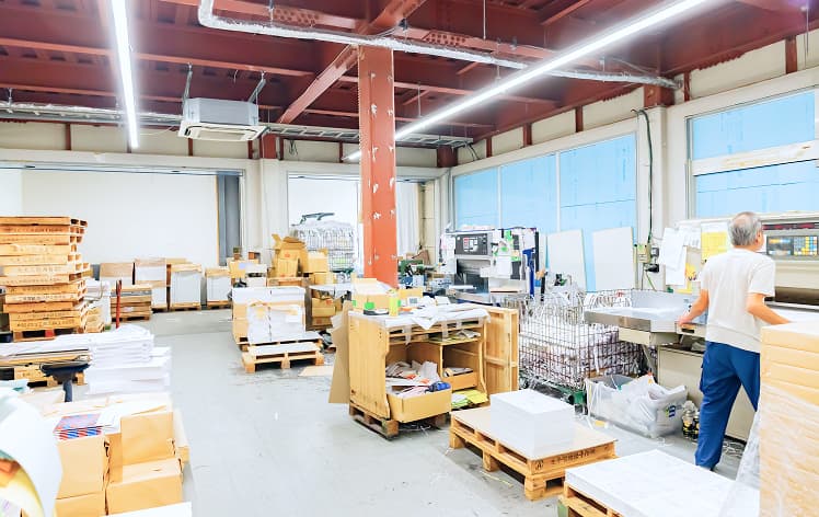 製本・紙加工中の画像